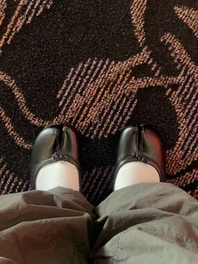 Yileshen Black Tabi Flats🥢